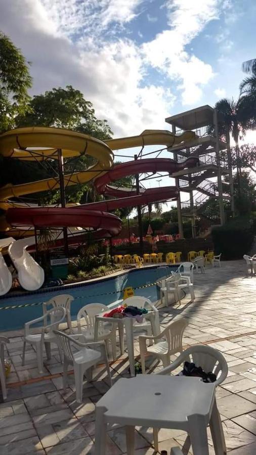 Golden Dolphin 3Pessoas Com Piscinas Termais Mais Toalhas E Roupas De Cama Lencois Travesseiros Fronhas Limpeza Do Check In Impostos E Taxas Ja Incluso Atencao A Hospedagem Podera Ocorrer No Express Ou Grand Hotel,Conforme A Disponibilidade De Apto Калдас-Новас Экстерьер фото
